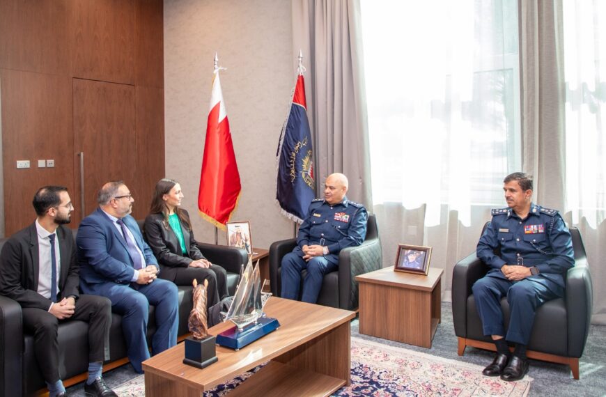 Bahrain’s Chief of Police and British Delegation Discuss Aviation Security Cooperation